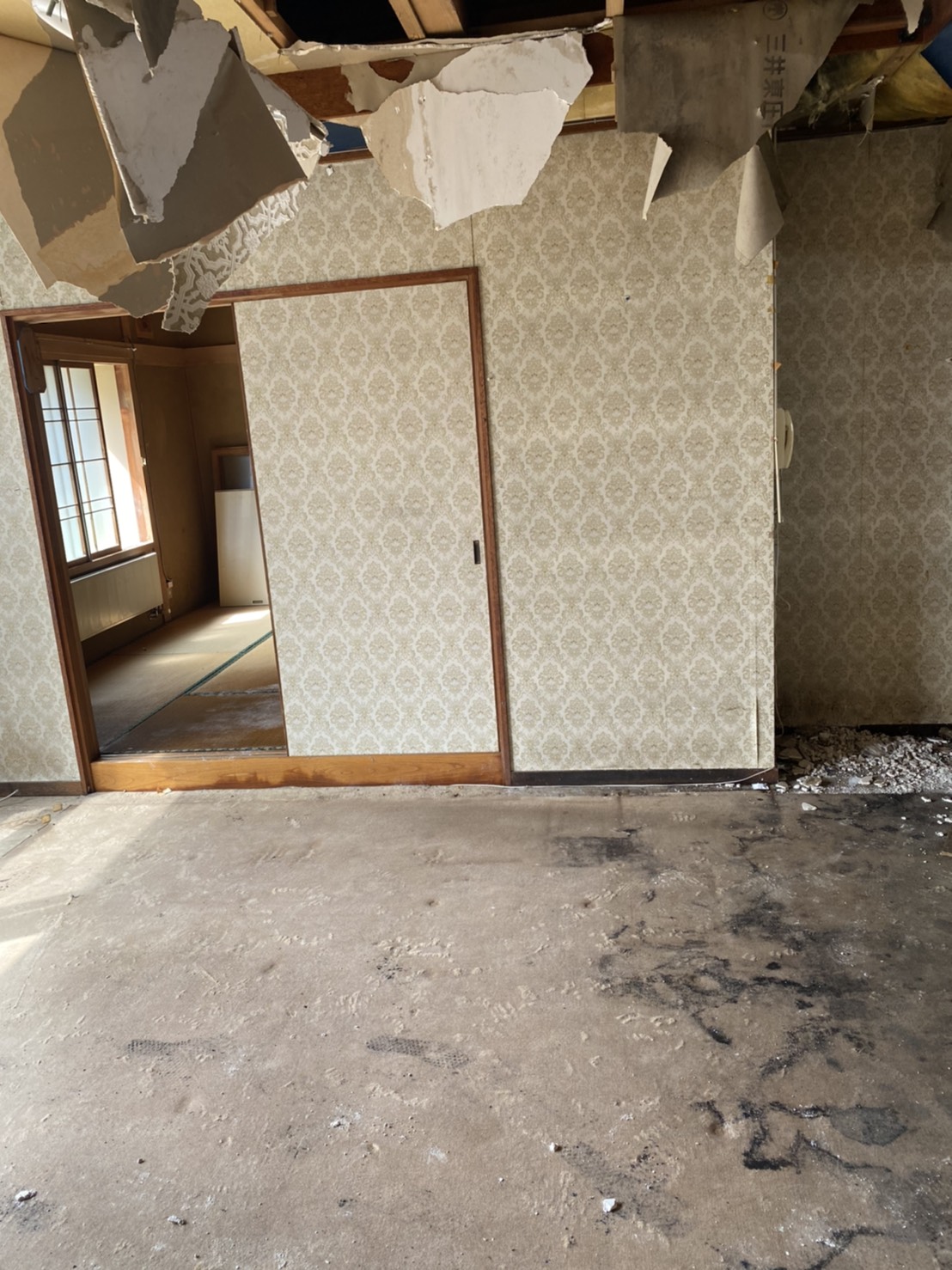 解体前残置物、遺品整理、生前整理