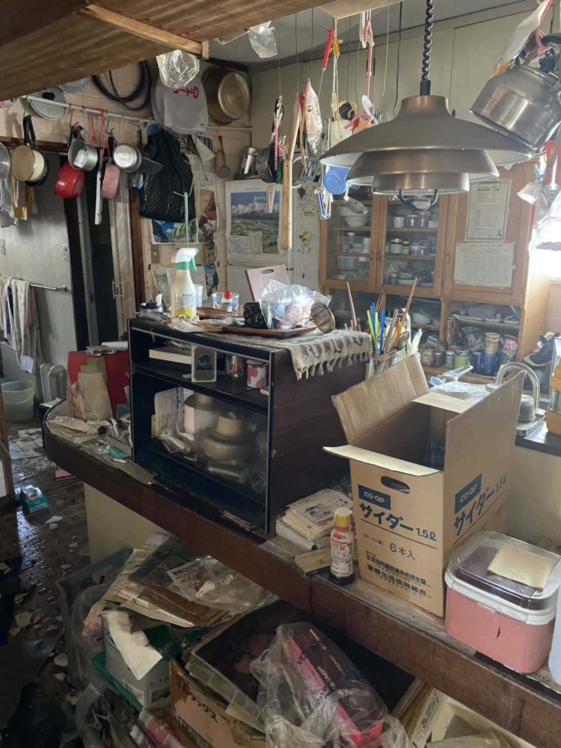 解体前残置物、遺品整理、生前整理